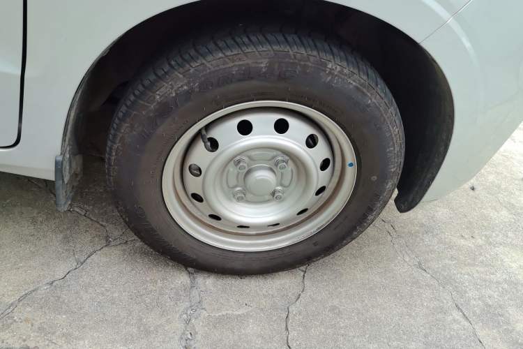 Used Wuling Hongguang V 2022 1.5L Jingqu Edition Electric-Assist LAR