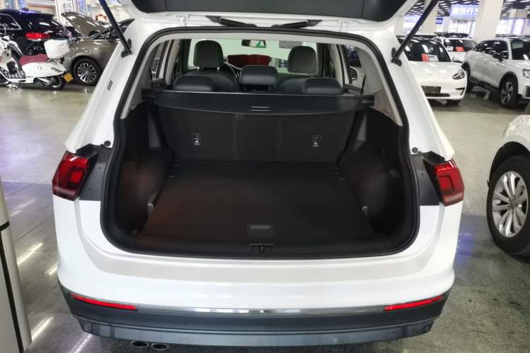 Used Volkswagen Tiguan L 2019 330TSI Automatic Two-Wheel Drive Panoramic Comfort Edition China V Standard