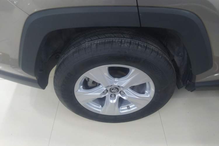 Used Toyota RAV4 2020 2.0L CVT Two-Wheel Drive Urban Edition
