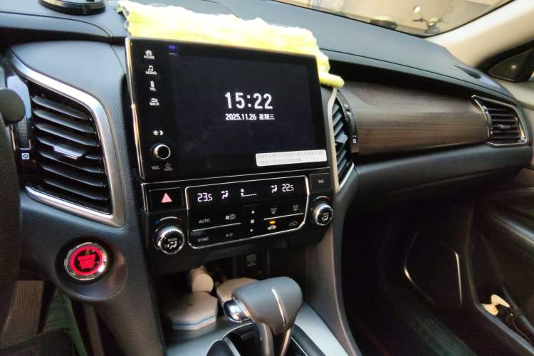 Used Honda Avancier 2019 240TURBO Two-Wheel Drive Elite Edition Audio And AC Panel