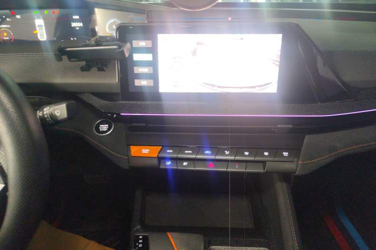 Used CHANGAN UNI-V 2022 1.5T Sport Edition
