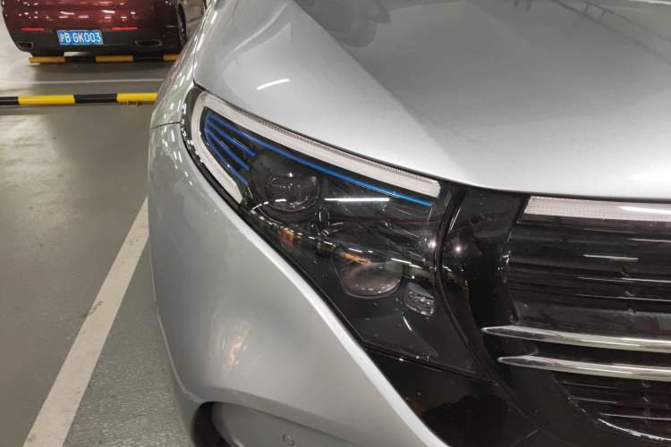 Used Mercedes-Benz EQC 2022 EQC 400 4MATIC Right Front Headlight