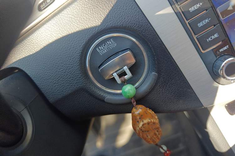 Used Volkswagen Magotan 2015 1.8TSI Advanced Model Vehicle Key