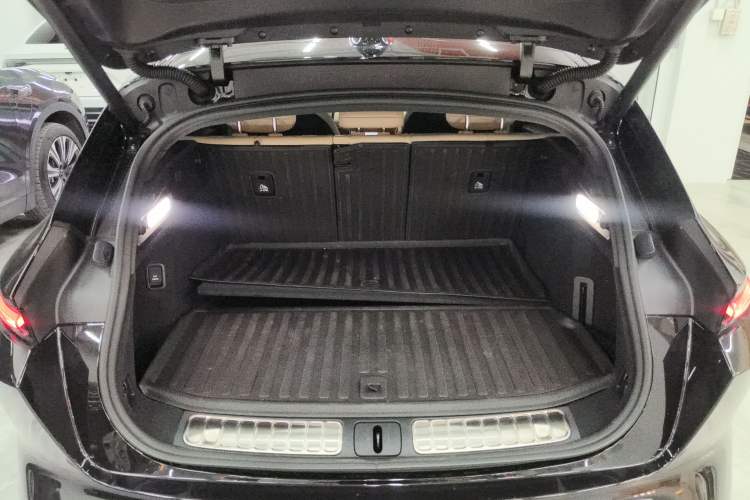 Used Nio ET5T 2024 75kWh Touring
