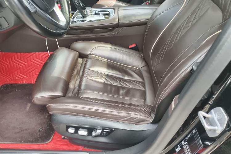 Used BMW 7 Series 2021 730Li Luxury Package Left Front Seat