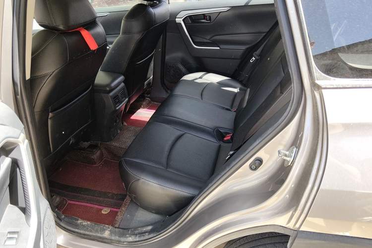 Used Toyota RAV4 2020 2.0L CVT Two-Wheel Drive Urban Edition