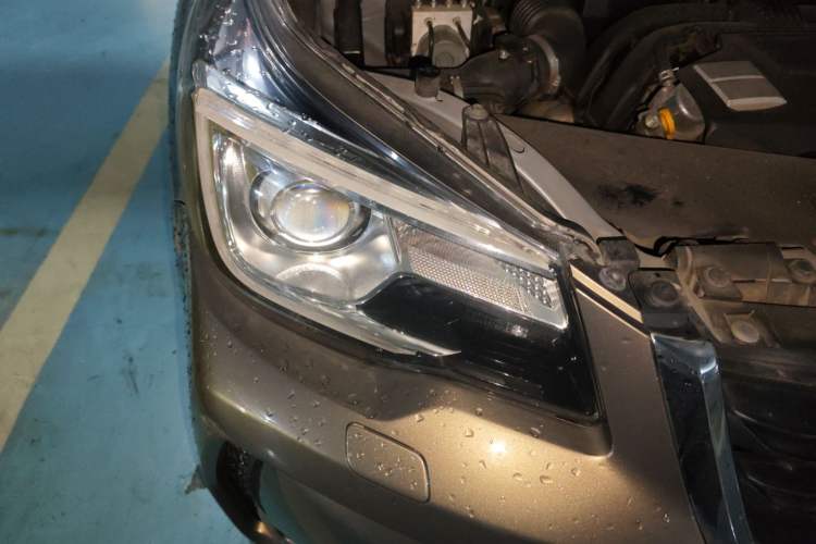 Used Subaru Forester 2016 2.5i Prestige Navigation Edition Right Front Headlight