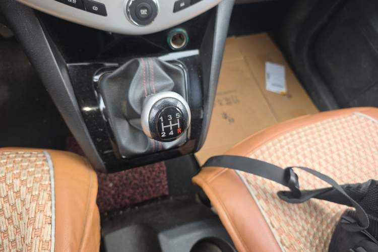 Used BYD S6 2014 2.0L Manual Elite Version 5 Seats
