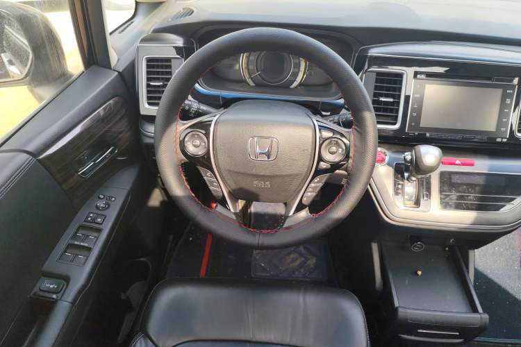 Used Honda Elysion 2016 2.4L Supreme Edition