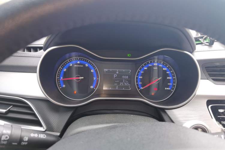 Used Geely Auto Vision 2019 Upgraded Model 1.5L Automatic Prestige Version China V Standard