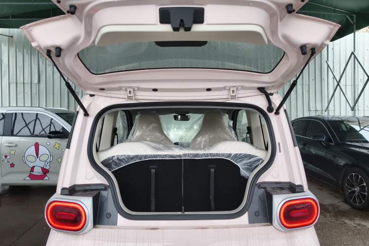 Used Wuling Hongguang MINIEV 2024 3rd Generation 215km Youth Edition