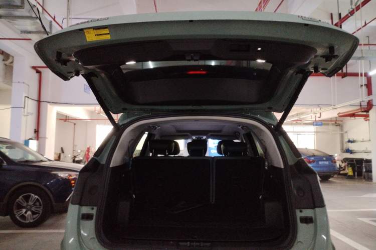 Used JETOUR Shanhai L9 2024 1.5TD 2DHT Max 7-Seater
