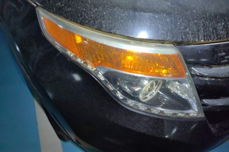 Used Ford Explorer 2013 3.5L Deluxe Model