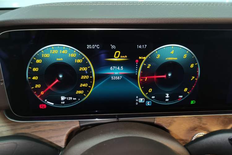 Used Mercedes-Benz E-Class 2023 E 260 L
