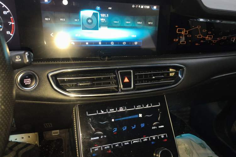 Used JETOUR X95 2020 1.6T DCT Exploration Pro Edition 6-seater
