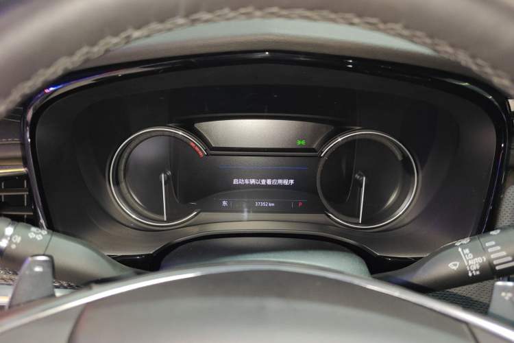 Used Cadillac XT5 2022 2.0T Four-Wheel Drive Luxury Version (Hummingbird Edition) Instrument Cluster