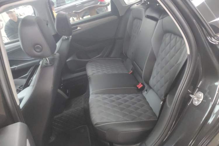 Used Volkswagen Sagitar 2025 300TSI DSG Excellence Edition Left Rear Seat