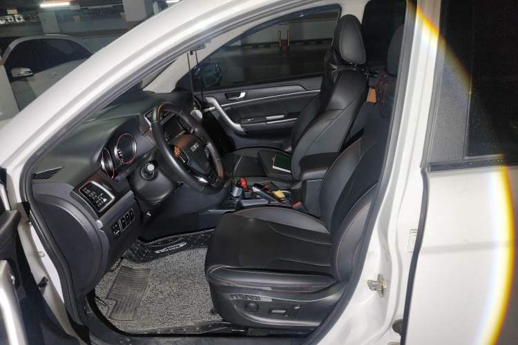 Used Haval H6 2017 Red-Label Sport Edition 1.5T Automatic Two-Wheel Drive Luxury Model Left Front Seat