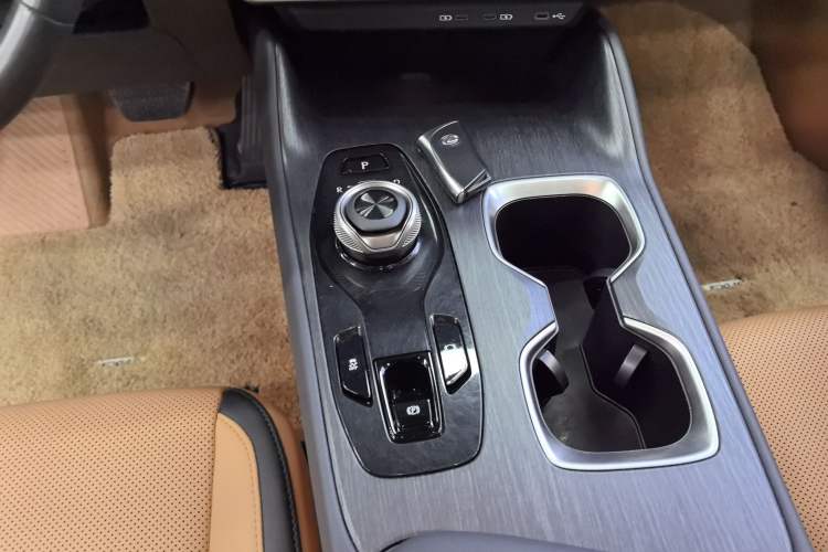 Used Lexus RZ 2023 450e All-Wheel Drive Luxury Edition
