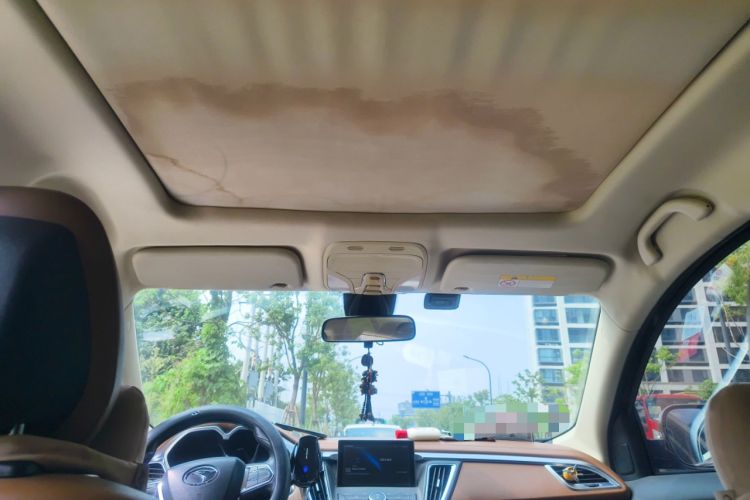 Used Soueast DX7 2015 1.5T Manual Luxury Model
