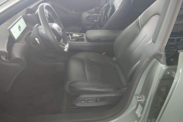 Used Nio ET5T 2023 75 kWh Touring Left Front Seat