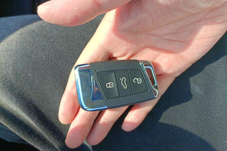 Used Volkswagen Passat New Energy 2020 430 PHEV Hybrid Luxury Edition China VI Standard Vehicle Key