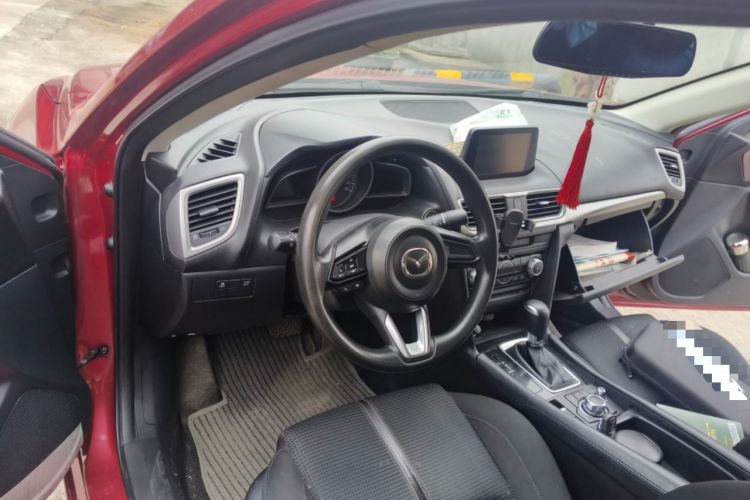 Used Mazda 3 Axela 2017 Sedan 1.5L Automatic Luxury Model China VI Standard