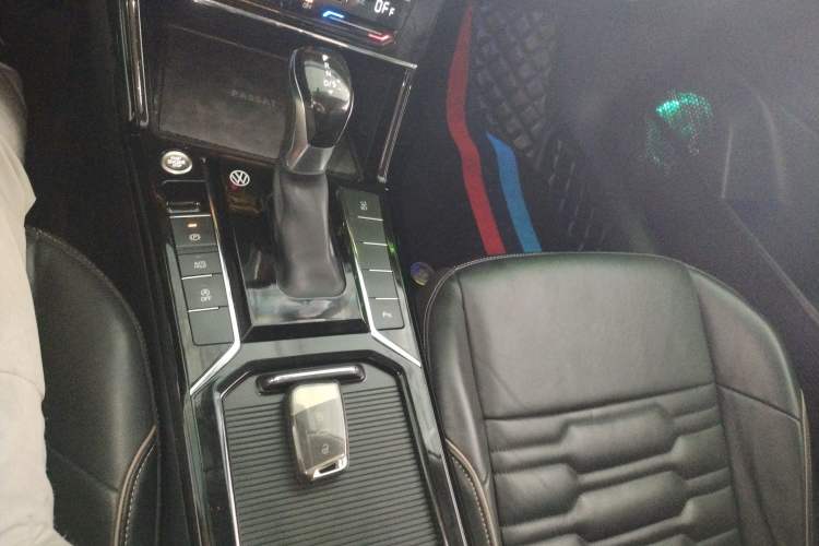 Used Volkswagen Passat 2020 330TSI Elite Edition China VI