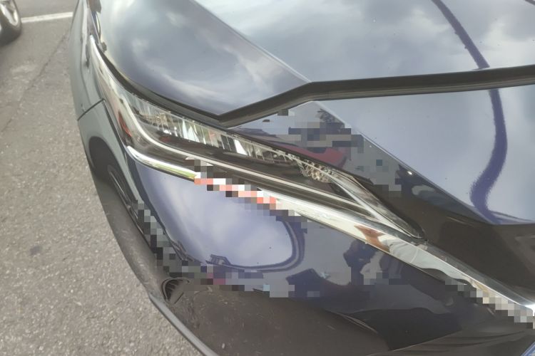 Used Toyota Harrier 2022 2.0L CVT Two-Wheel Drive Luxury Edition
