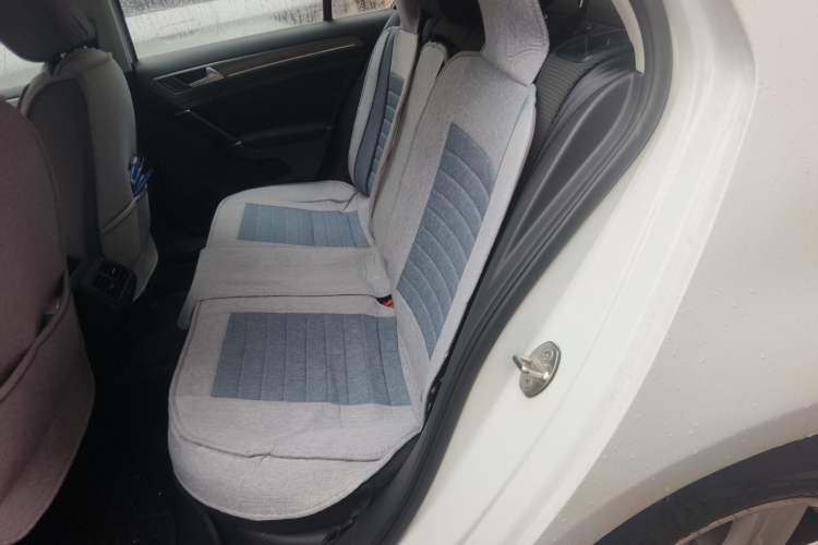 Used Volkswagen Golf 2015 1.6L Automatic Comfort Model
