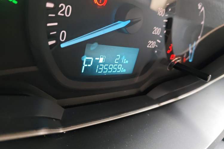 Used Ford Escort 2015 1.5L Automatic Comfort Edition Odometer Close Up