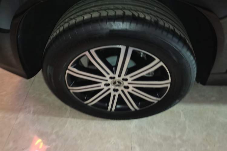 Used Mercedes-Benz GLE Coupe 2024 GLE 350 4MATIC Coupe SUV Fashion Model Right Rear Wheel Hub