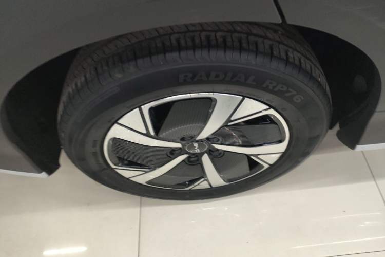 Used BYD Sealion 05 EV 2025 520 km Smart Cruise Version Right Rear Wheel Hub