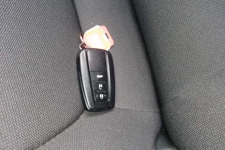 Used Toyota Corolla 2021 Dual-Motor 1.8L E-CVT Elite Edition Vehicle Key