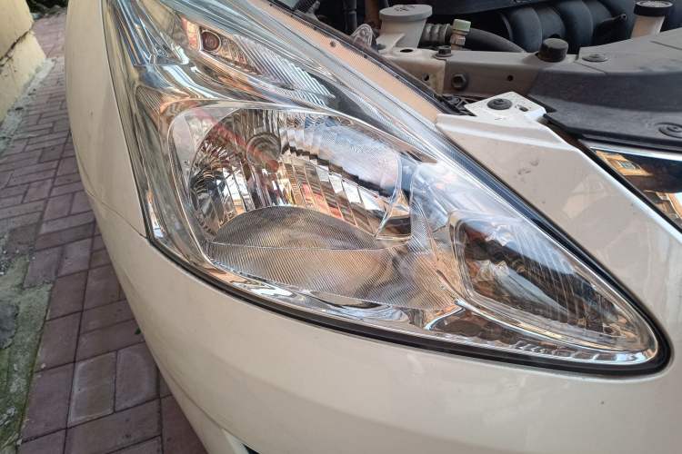 Used Nissan Tiida 2011 1.6L CVT Smart Version