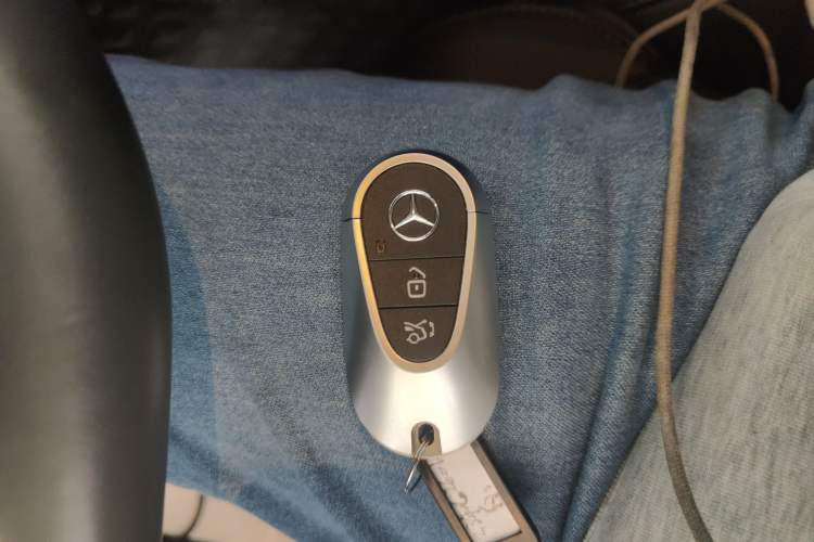 Used Mercedes-Benz C-Class 2023 Restyled C 260 L Night Edition Sports Version