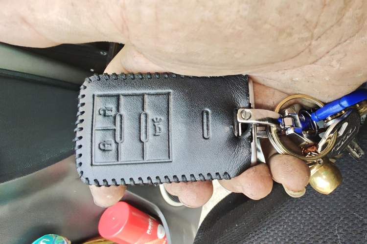 Used Chevrolet Captiva 2015 2.4L 4x4 Flagship Edition 7-Seater
