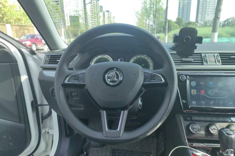 Used Skoda Superb 2018 TSI330 DSG Comfort Edition China V Standard
