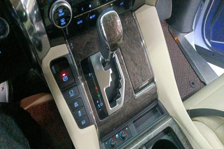 Used Toyota Alphard 2019 Dual-Engine 2.5L Prestige Edition