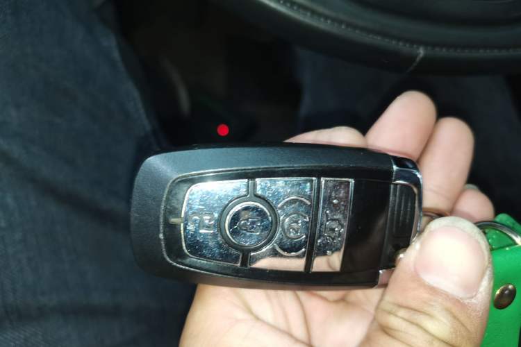 Used Lincoln Corsair 2022 2.0T Two-Wheel Drive Deluxe Edition