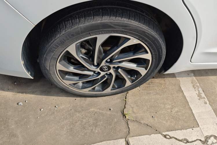 Used Hyundai Elantra (6th Generation / Lingdong) 2019 1.5L CVT ZhiXuan – Elite Version Exterior 8