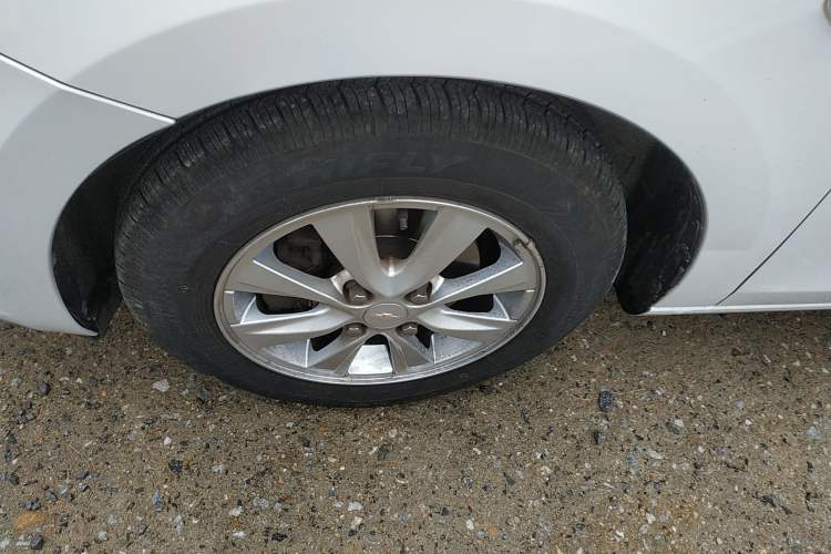 Used Chevrolet Sail 2016 Sail 3 1.3L Manual Comfort Sunroof Edition Left Front Wheel Hub