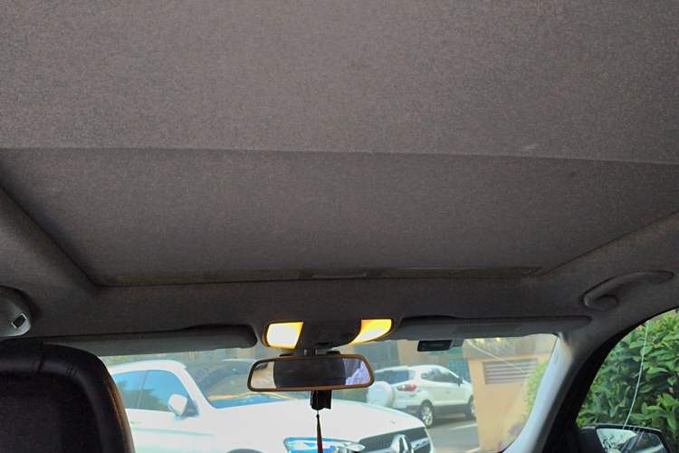 Used Mercedes-Benz E-Class 2012 E 200 L CGI Elegant Model Headliner