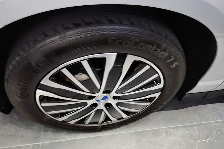 Used Denza N8L 2025 Model Zunrong Model