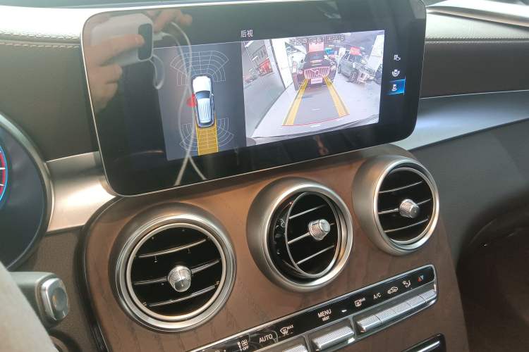 Used Mercedes-Benz GLC 2022 Facelift GLC 260 L 4MATIC Luxury Edition