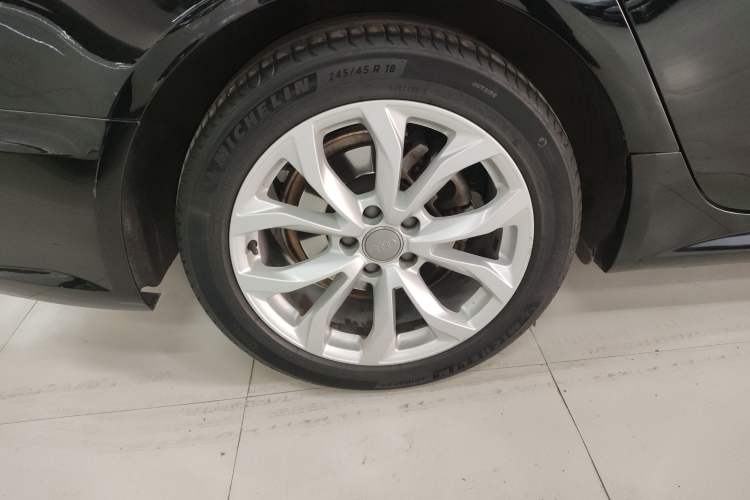 Used Audi A6L 2018 30th Anniversary Edition 35 TFSI Fashion Model
