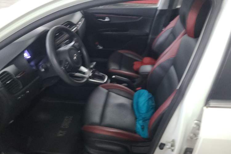 Used Kia KX Cross 2017 1.4L AT GLS