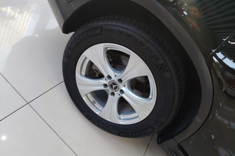 Used Mercedes-Benz GLC 2020 Facelifted GLC 260 L 4MATIC Dynamic Edition
