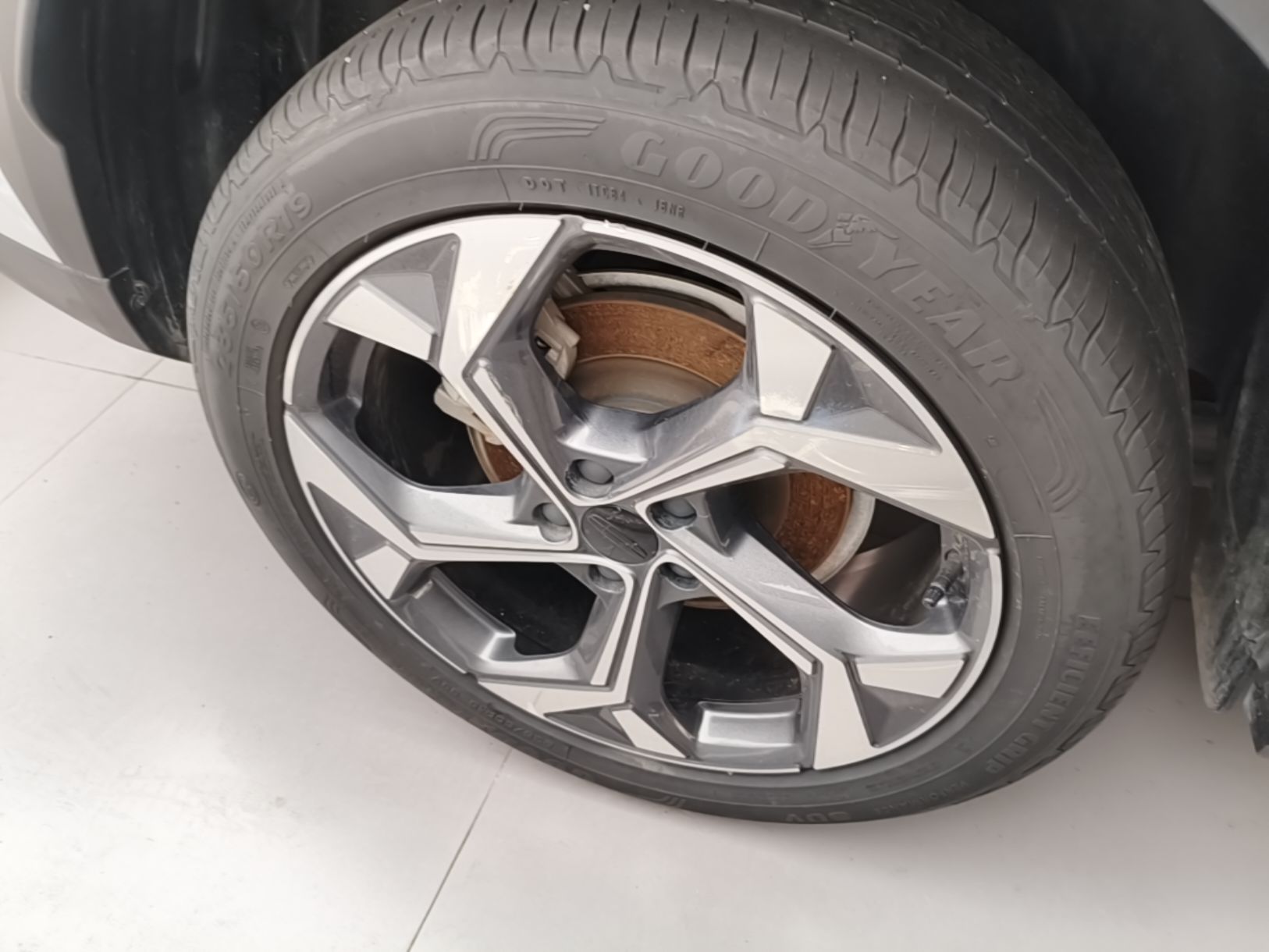 Geely Auto FX11 2023 2.0TD DCT Flagship Version — снимка 11