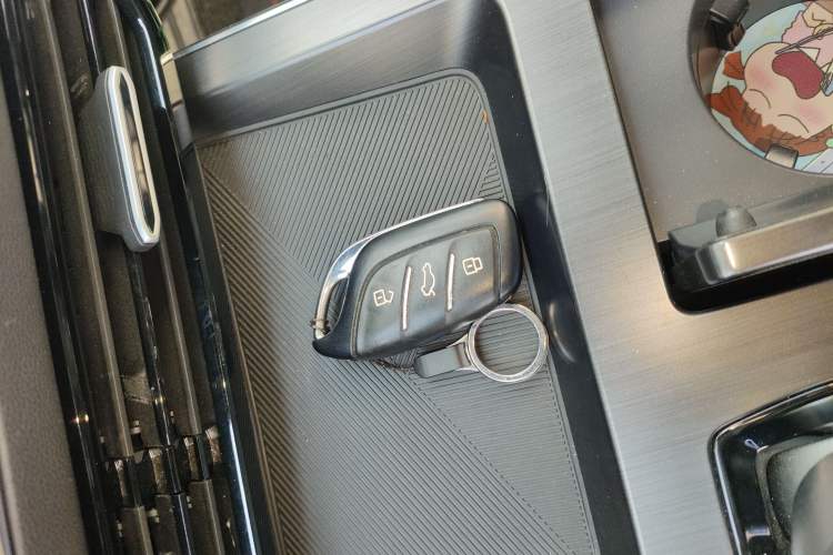 Used Roewe RX5 MAX 2022 1.5T Automatic Zhiwei Prestige Edition